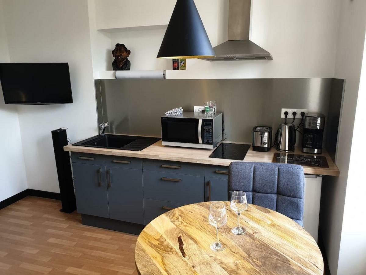 L'Appart'Hotel Vous Accueille Au Coeur De Chaumont Chaumont  Kültér fotó