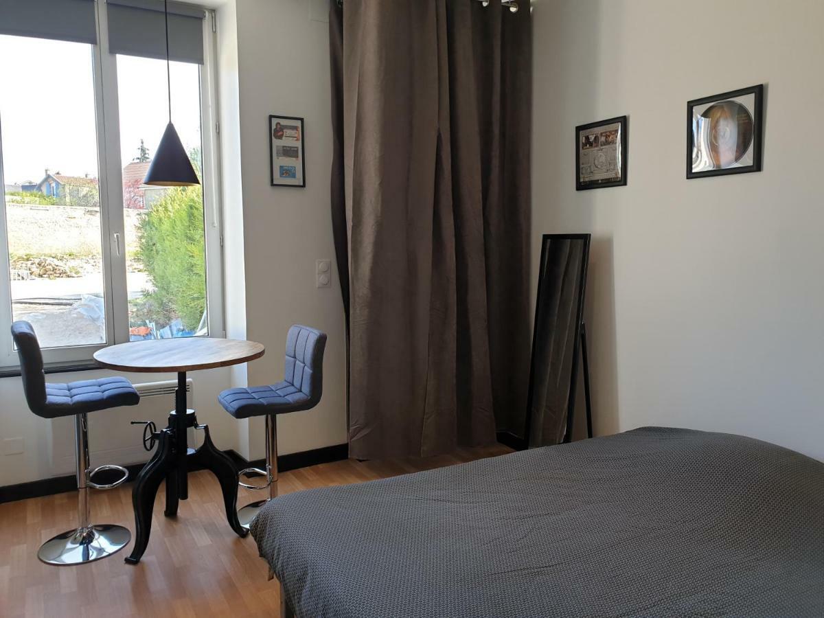 L'Appart'Hotel Vous Accueille Au Coeur De Chaumont Chaumont  Kültér fotó